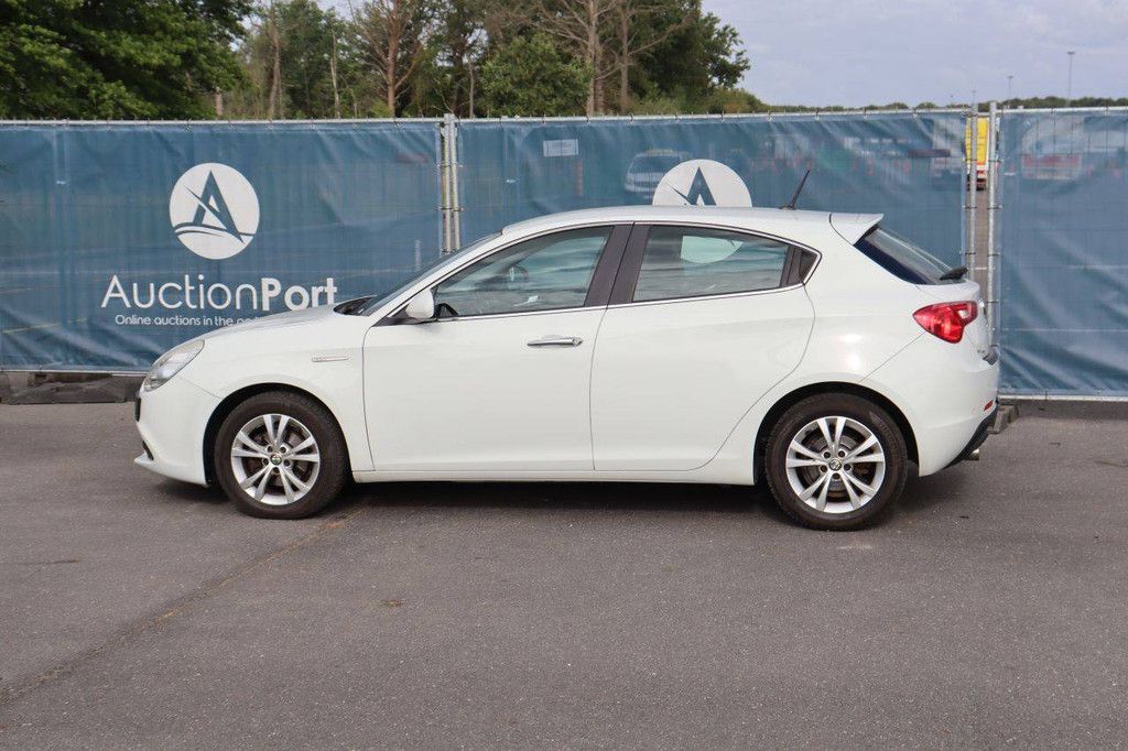 Pkw Alfa Romeo Giulietta Diesel 105 PS 2012 (Marge)