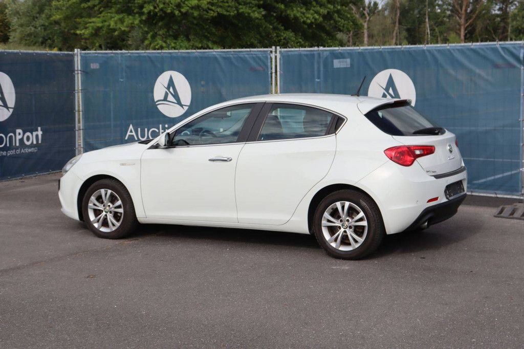 Pkw Alfa Romeo Giulietta Diesel 105 PS 2012 (Marge)