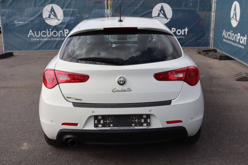 Pkw Alfa Romeo Giulietta Diesel 105 PS 2012 (Marge)