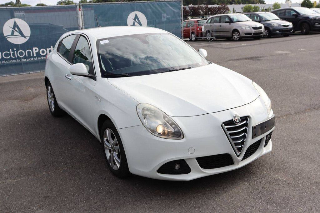 Pkw Alfa Romeo Giulietta Diesel 105 PS 2012 (Marge)