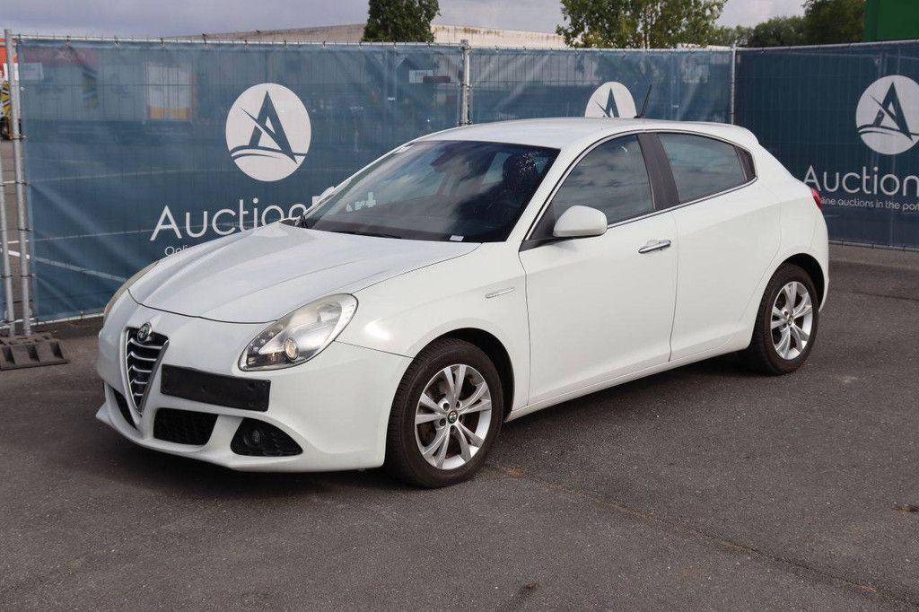 Pkw Alfa Romeo Giulietta Diesel 105 PS 2012 (Marge)