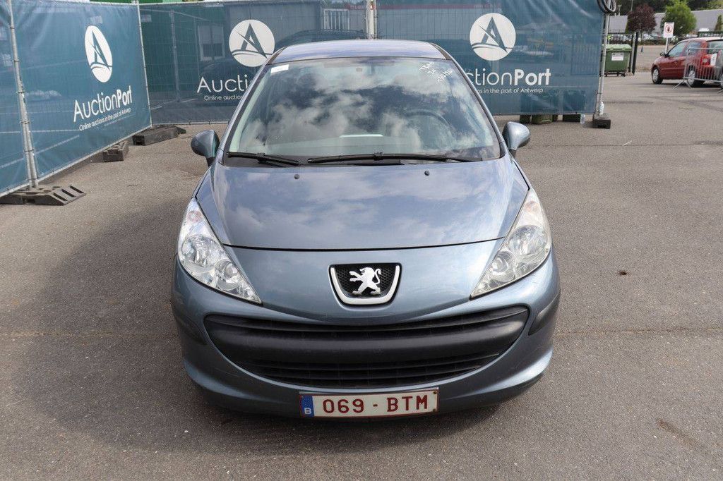 Pkw Peugeot 207 Benzin 95 PS 2008 (Margin)