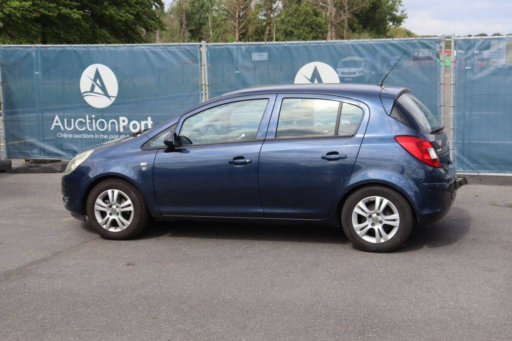 Pkw Opel Corsa Benzin 85 PS 2011 (Margin)