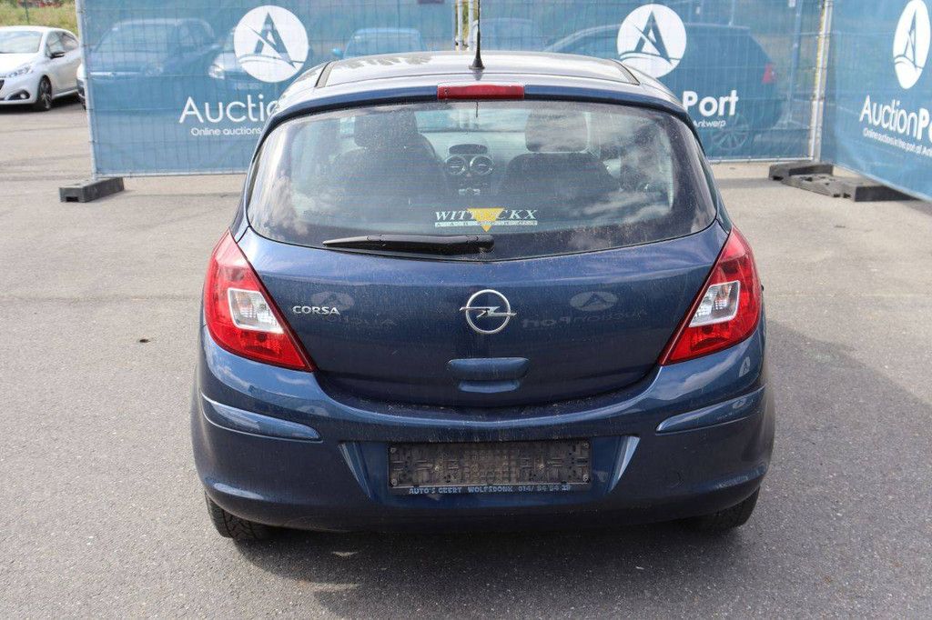 Pkw Opel Corsa Benzin 85 PS 2011 (Margin)