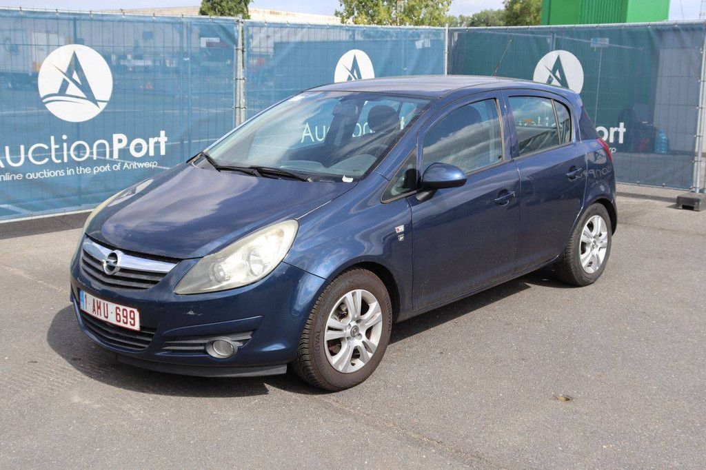 Pkw Opel Corsa Benzin 85 PS 2011 (Margin)