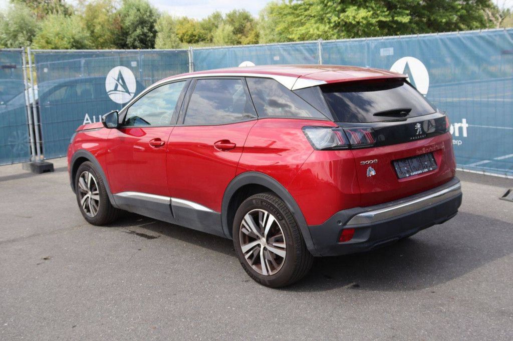 SUV Peugeot 3008 Benzin 130 PS 2022 (Marge)