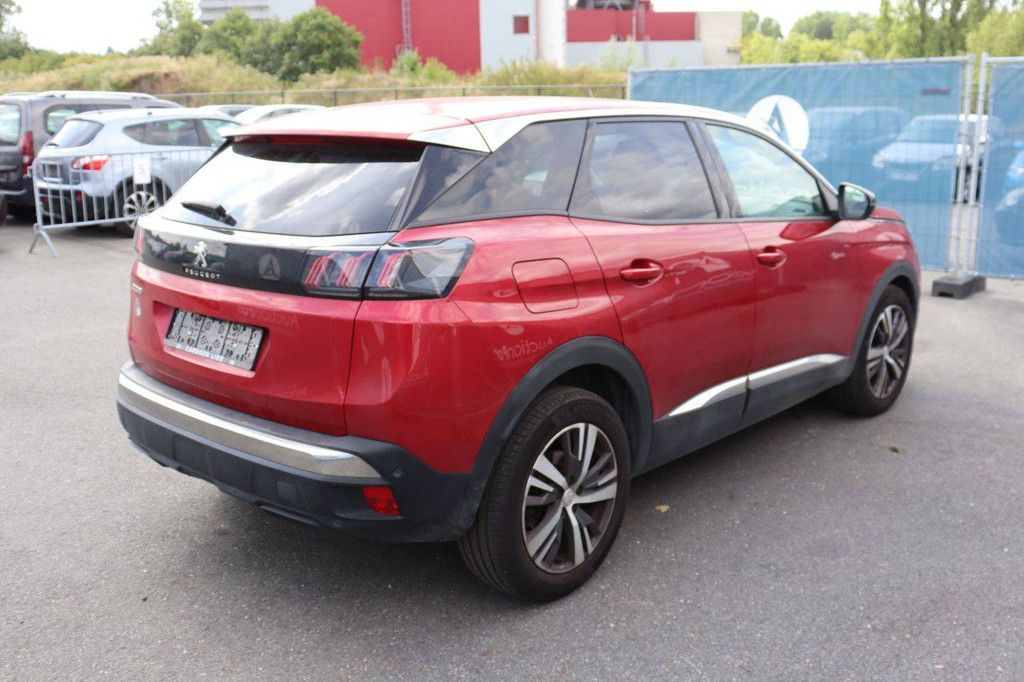 SUV Peugeot 3008 Benzin 130 PS 2022 (Marge)