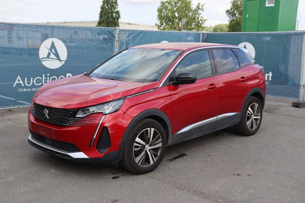 SUV Peugeot 3008 Benzin 130 PS 2022 (Marge)