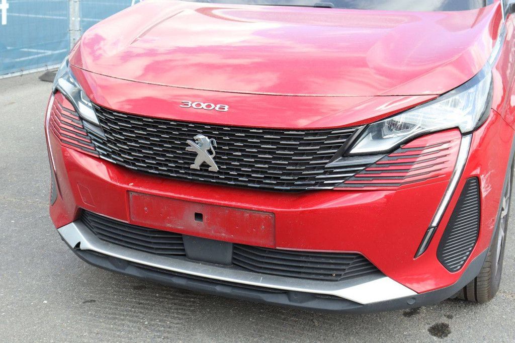 SUV Peugeot 3008 Benzin 130 PS 2022 (Marge)