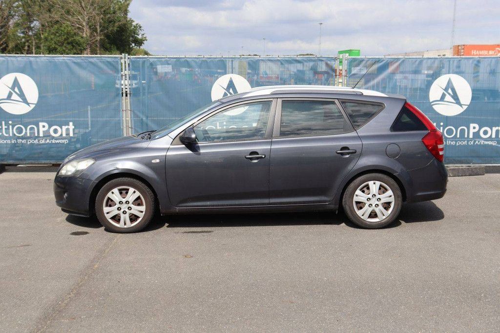 Passenger car Kia Ceed Diesel 115hp 2008 (Margin)