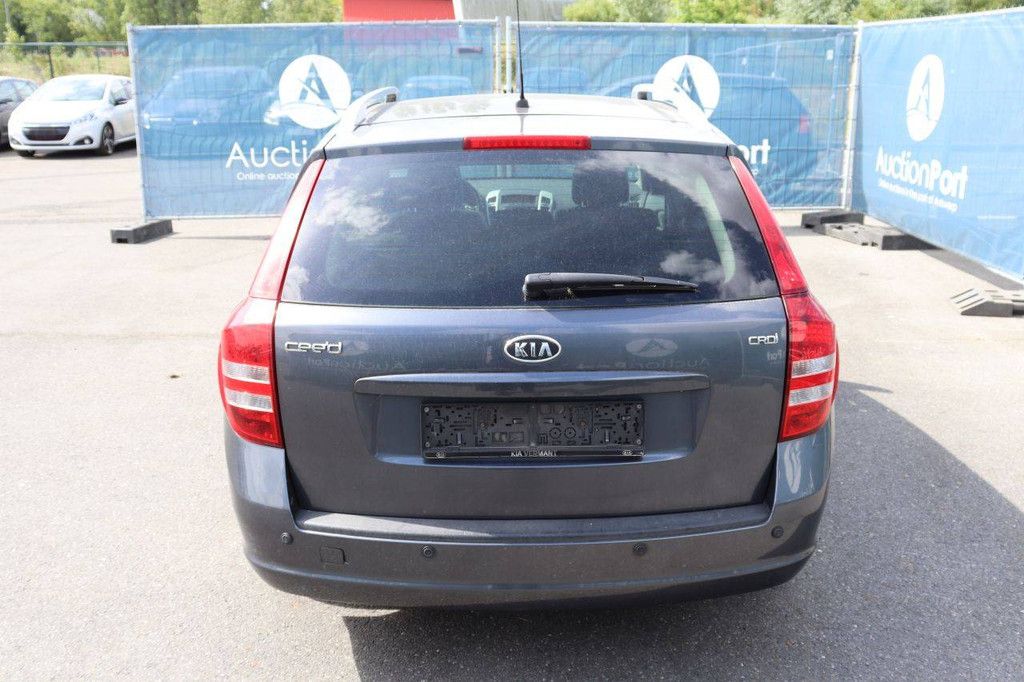 Passenger car Kia Ceed Diesel 115hp 2008 (Margin)