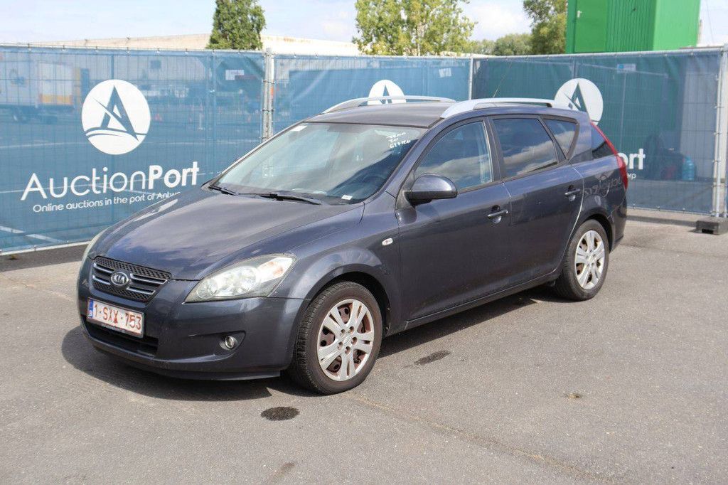 Passenger car Kia Ceed Diesel 115hp 2008 (Margin)
