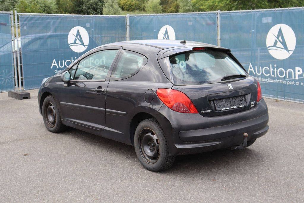 Pkw Peugeot 207 Benzin 88 PS 2007 (Margin)
