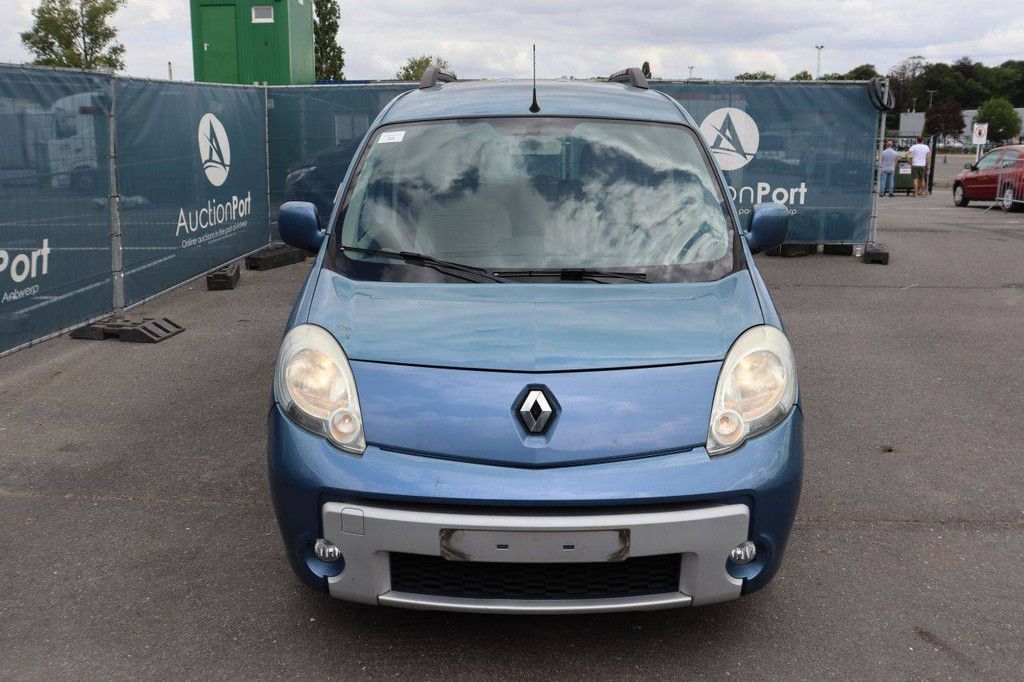 Renault Kangoo Pkw Benzin 106 PS 2013 (Margin)