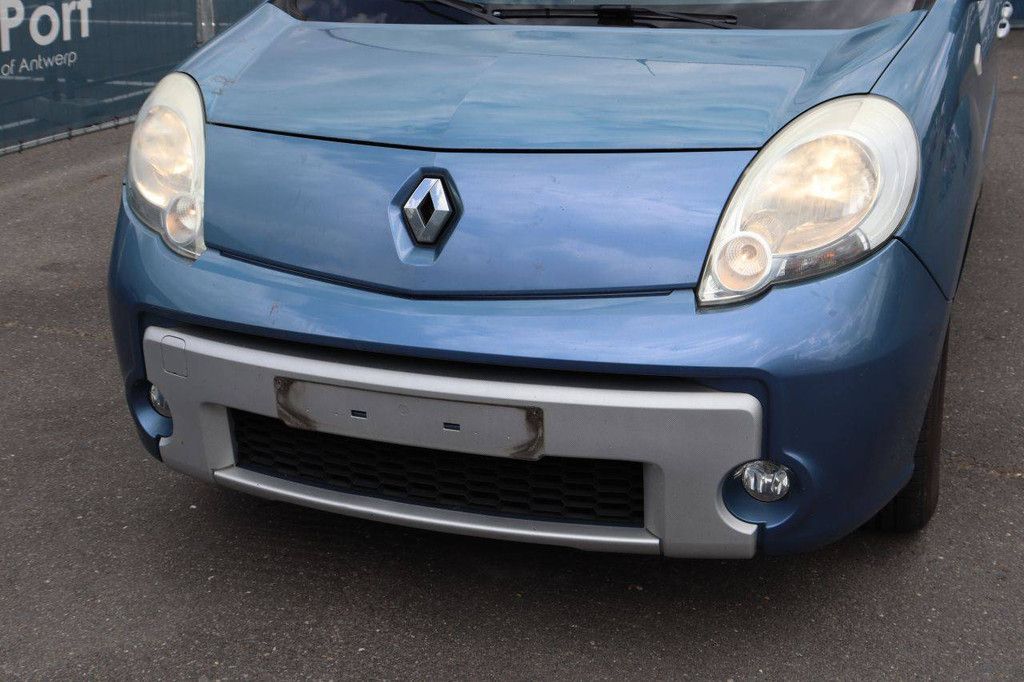 Renault Kangoo Pkw Benzin 106 PS 2013 (Margin)