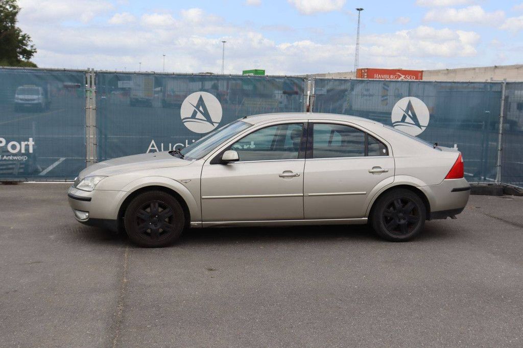 Passenger car Ford Mondeo Petrol 125hp 2005 (Margin)