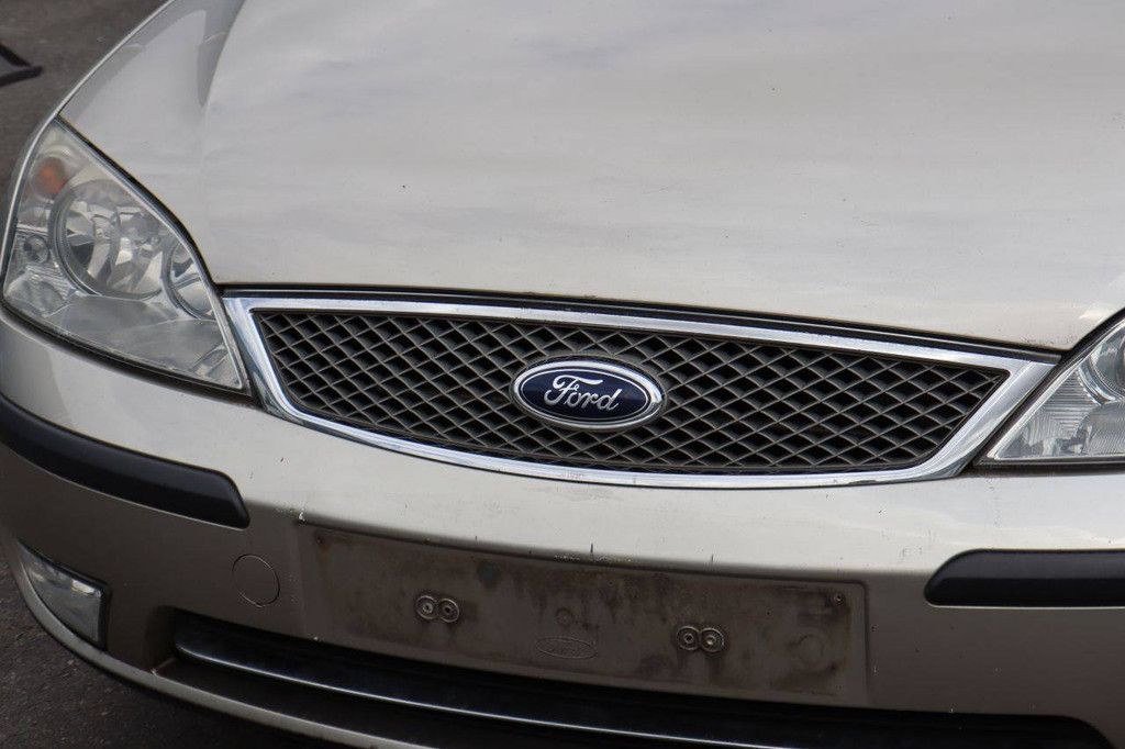 Passenger car Ford Mondeo Petrol 125hp 2005 (Margin)