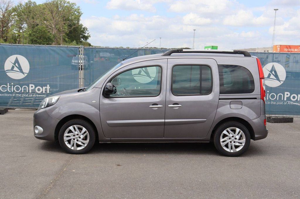 Passenger car Renault Kangoo Petrol 114hp 2017 (Margin)