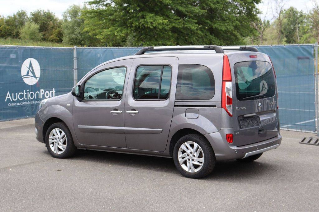 Passenger car Renault Kangoo Petrol 114hp 2017 (Margin)
