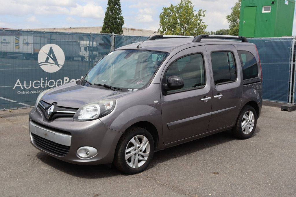 Passenger car Renault Kangoo Petrol 114hp 2017 (Margin)
