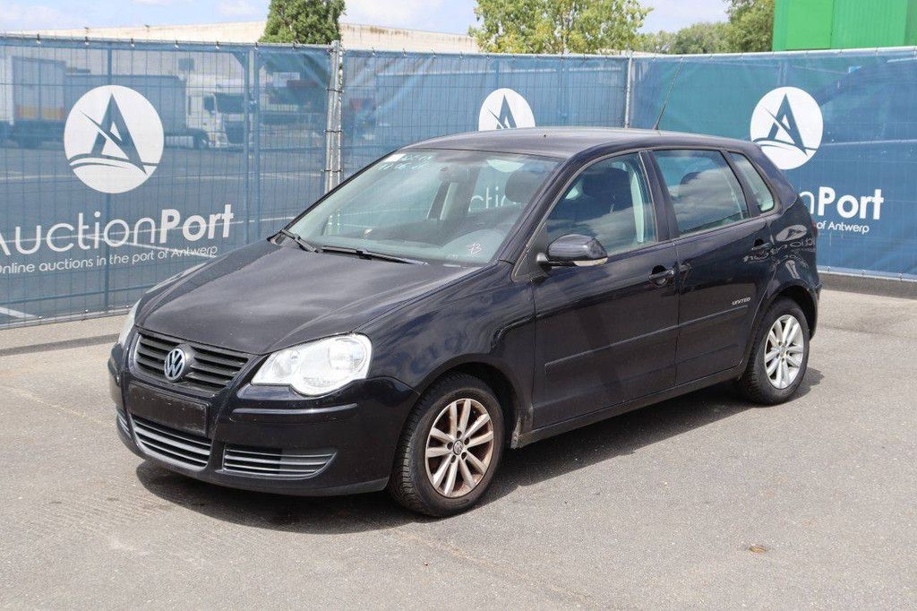 Pkw Volkswagen Polo Benzin 80 PS 2008 (Margin)
