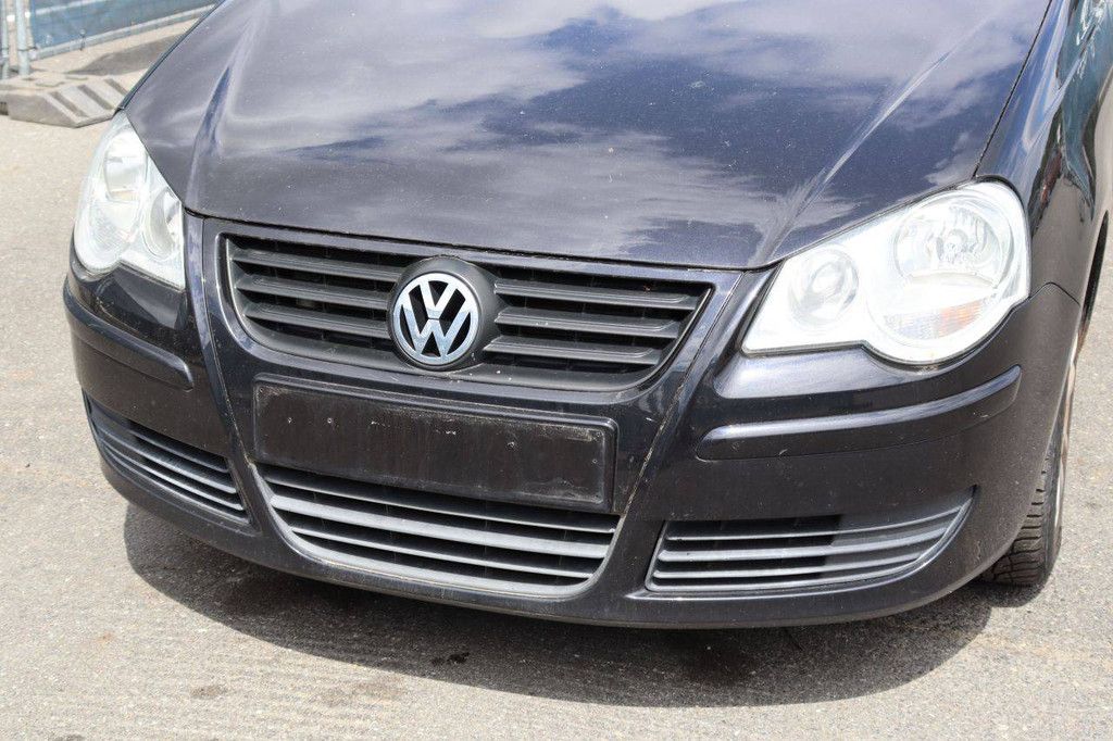 Pkw Volkswagen Polo Benzin 80 PS 2008 (Margin)