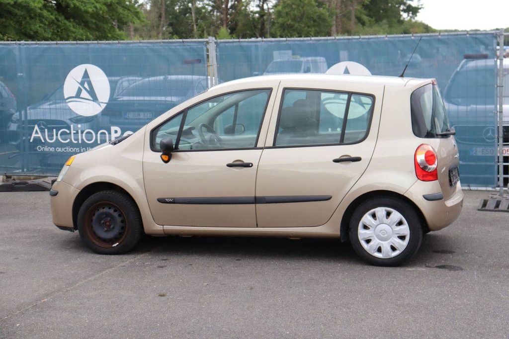 Renault Modus Benziner 75 PS Pkw 2006 (Margin)