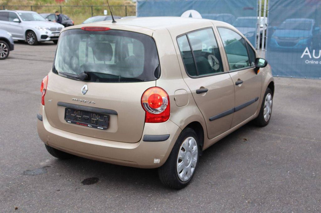 Renault Modus Benziner 75 PS Pkw 2006 (Margin)