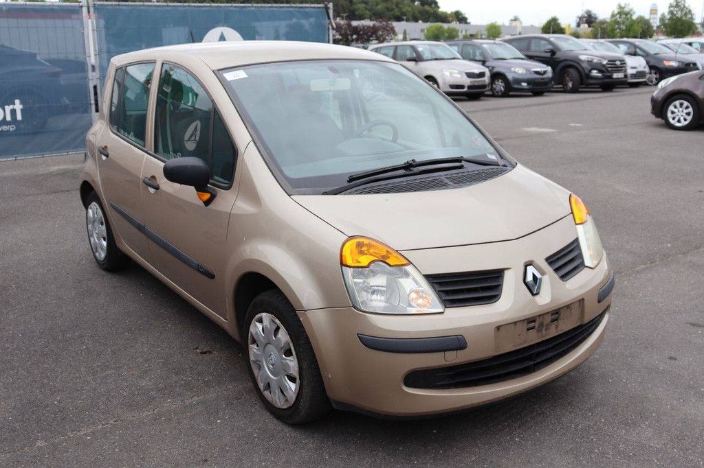Renault Modus Benziner 75 PS Pkw 2006 (Margin)
