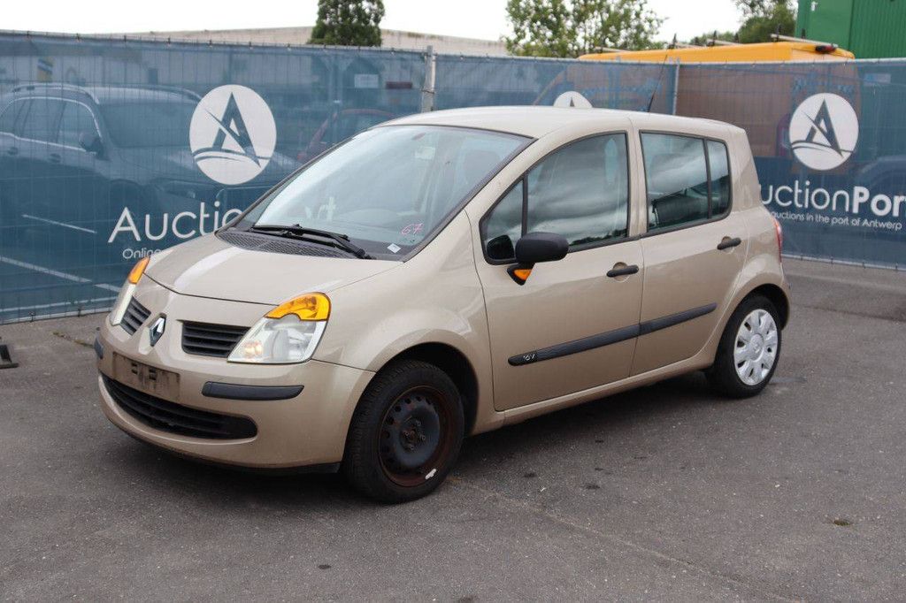 Renault Modus Benziner 75 PS Pkw 2006 (Margin)