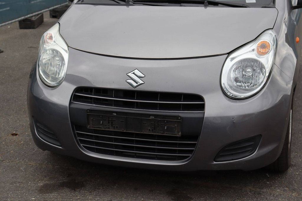 Suzuki Alto Pkw Benzin 68 PS 2012 (Margin)