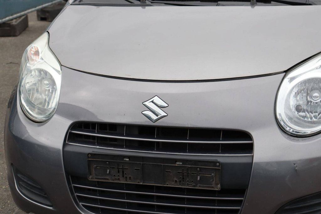 Suzuki Alto Pkw Benzin 68 PS 2012 (Margin)