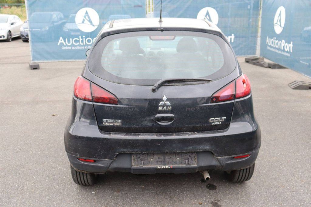 Mitsubishi Colt Benziner 75 PS Pkw 2012 (Margin)