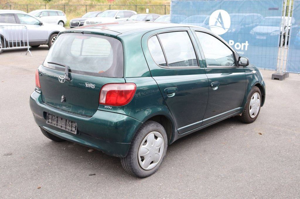 Pkw Toyota Yaris Benzin 84 PS 2004 (Margin)