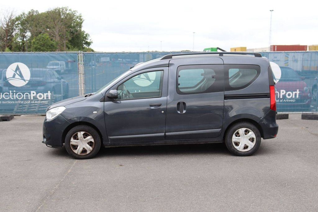 Pkw Dacia Dokker Diesel 90 PS 2013 (Marge)