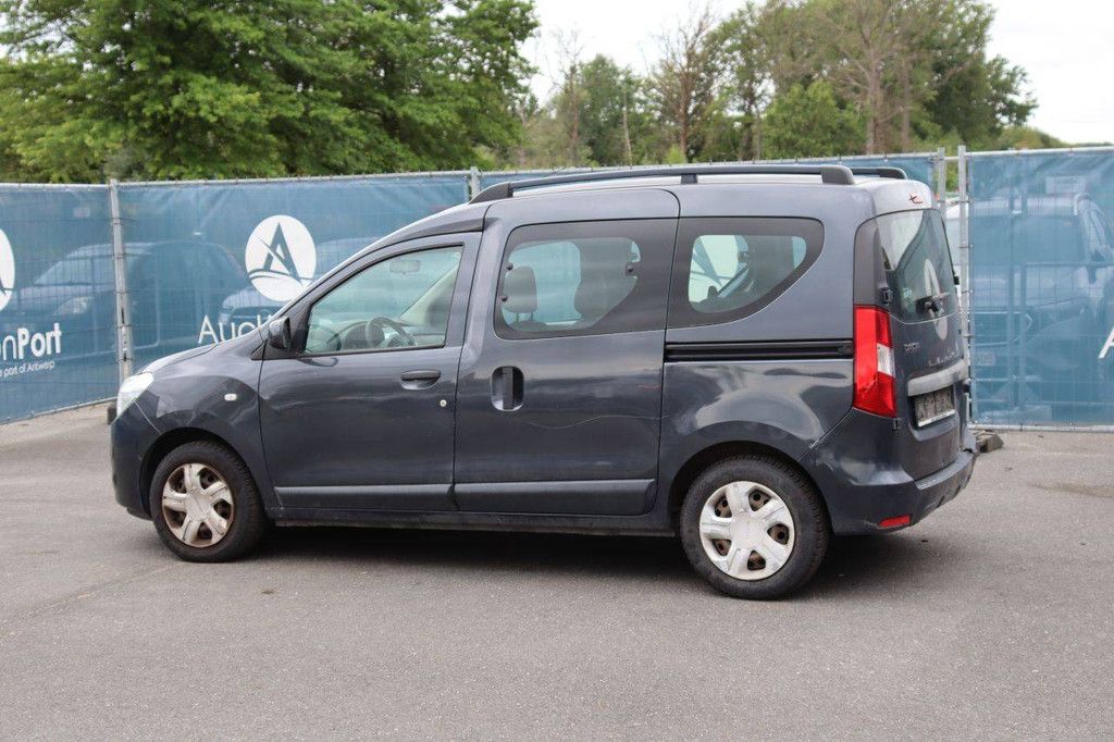 Pkw Dacia Dokker Diesel 90 PS 2013 (Marge)