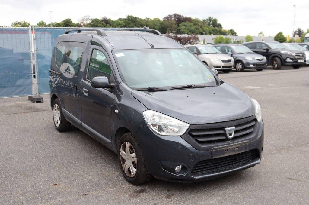 Pkw Dacia Dokker Diesel 90 PS 2013 (Marge)