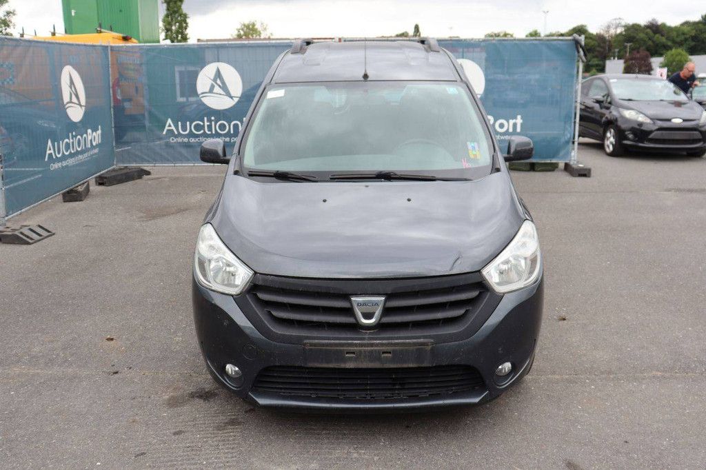 Pkw Dacia Dokker Diesel 90 PS 2013 (Marge)