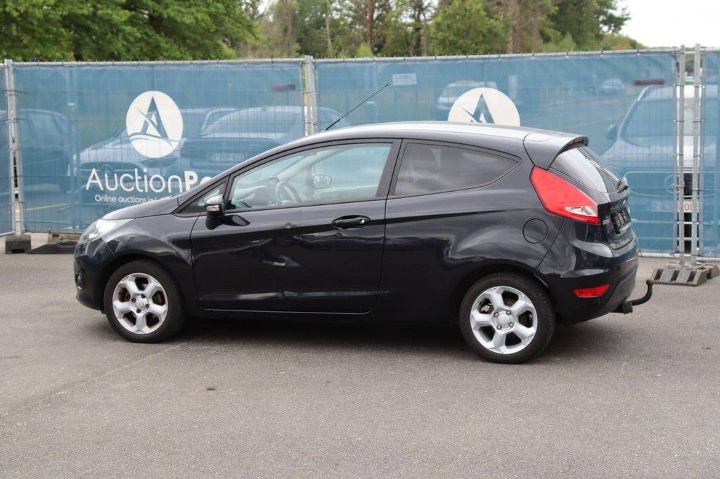 Passenger car Ford Fiesta Petrol 82hp 2010 (Margin)