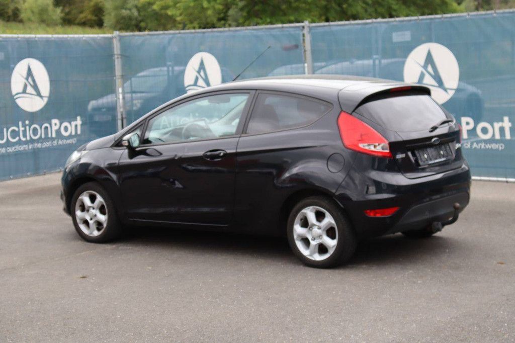 Passenger car Ford Fiesta Petrol 82hp 2010 (Margin)