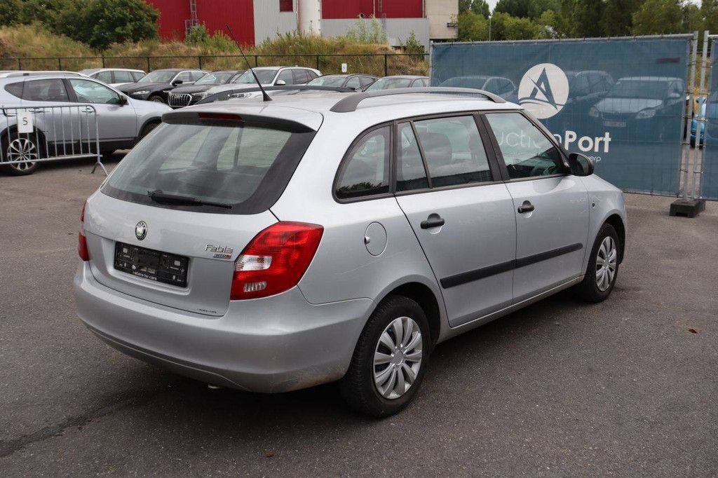 Passenger car Skoda Fabia Petrol 70hp 2010 (Margin)