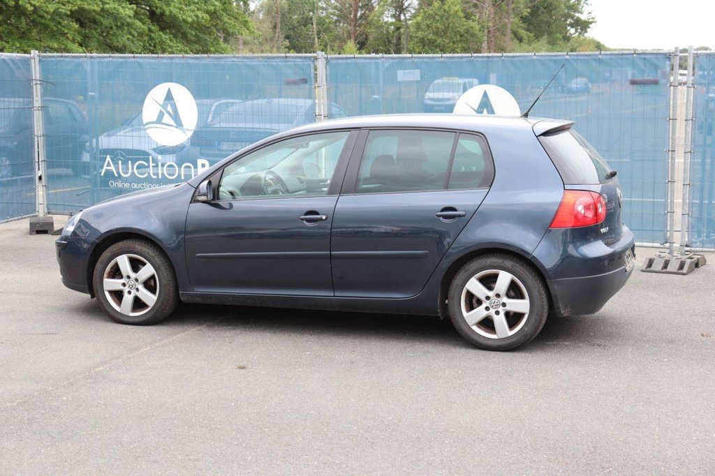 Pkw Volkswagen Golf Benzin 80 PS 2008 (Margin)