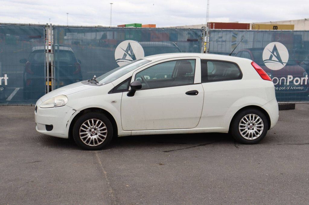 Passenger car Fiat Grande Diesel 70hp 2010 (Margin)