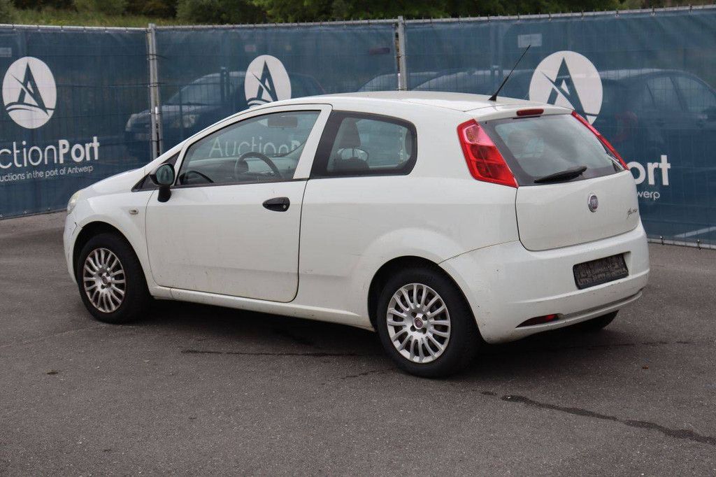 Passenger car Fiat Grande Diesel 70hp 2010 (Margin)
