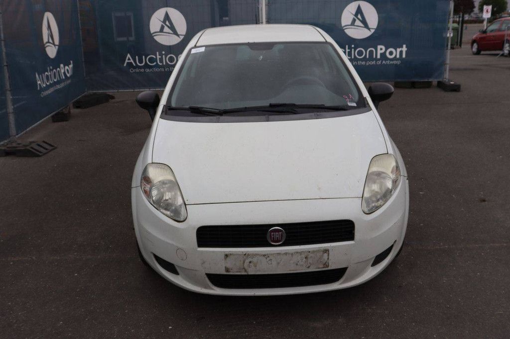 Passenger car Fiat Grande Diesel 70hp 2010 (Margin)