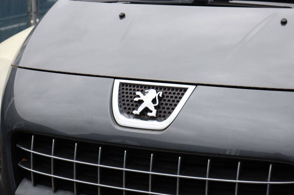Pkw Peugeot 3008 Benzin 120 PS 2011 (Margin)