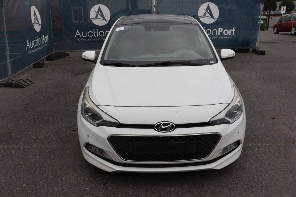 Pkw Hyundai i20 Diesel 75 PS 2015 (Marge)
