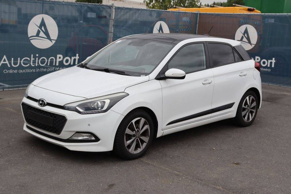 Pkw Hyundai i20 Diesel 75 PS 2015 (Marge)