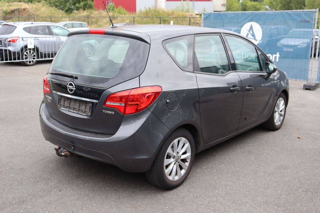 Pkw Opel Corsa Benzin 65 PS 2013 (Margin)