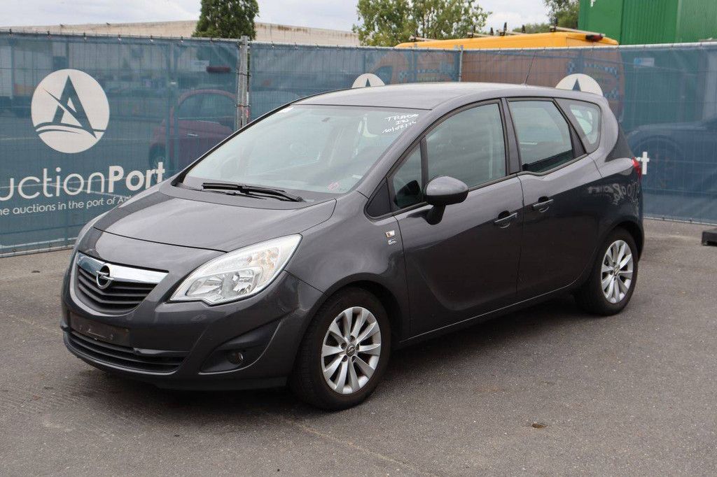 Pkw Opel Corsa Benzin 65 PS 2013 (Margin)